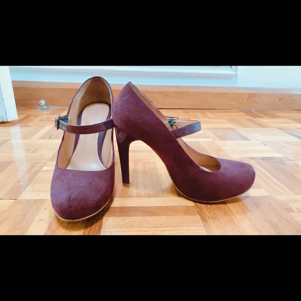 Mary Jane styles pumps by Nine West